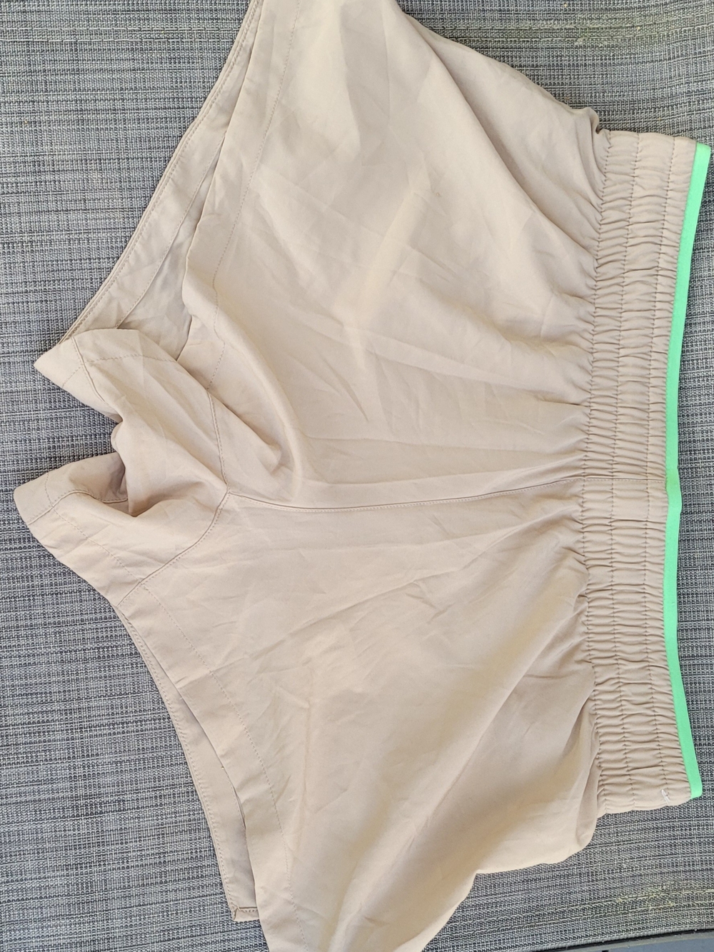 Fabletics Runnig Shorts With Elastic Waist Shorts with Mint Trim